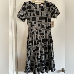 LuLa Roe Amelia dress